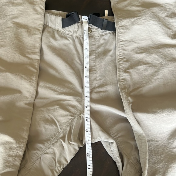 The North Face Zip Off Pants to Shorts - Picture 15 of 15